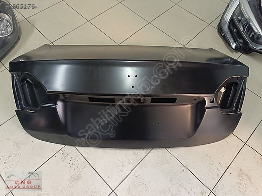 Renault Fluence sıfır bagaj kapağı