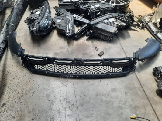 MERCEDES B SERİSİ TAMPON IZGARASI W247 ÇIKMA