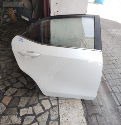 TOYOTA COROLLA 2013-2018 SAĞ ARKA KAPI
