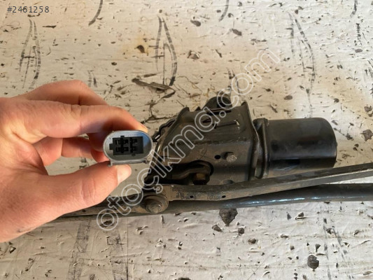 RENAULT MASTER 2 ÖN CAM SİLECEK MOTORU