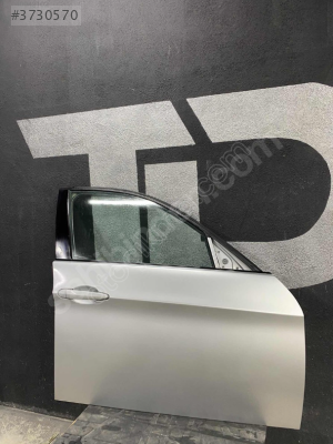 BMW E90 HATASIZ SAĞ ÖN  KAPI