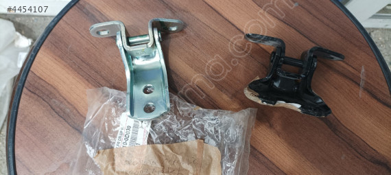 Toyota Corolla sağ ön kapı menteşesi orijinal sıfır