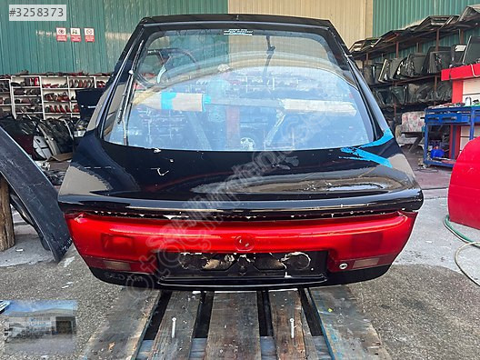 OTO CEMDEN ÇIKMA MAZDA 626 HB (92-97) DOLU BAGAJ KAPAĞI