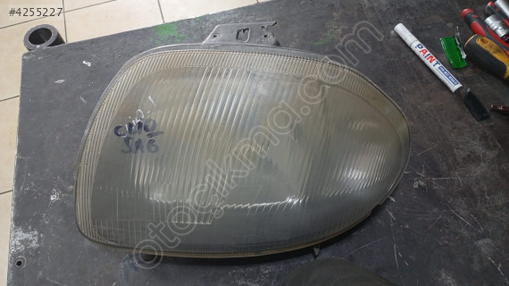 RENAULT CLİO SAĞ FAR