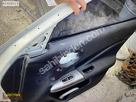 Nissan juke sağ ön kapı orijinal