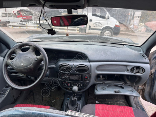 RENAULT MEGANE 1 GÖĞÜS KOMPLE , MEGANE 1 TORPİDO KOMPLE