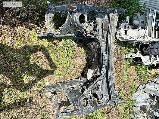 BMW F30 320 KESME ÖN ŞASİ-PODYE -ÜÇEL OTO