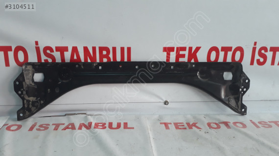 Mercedes E 211 ÜST PANEL SACI