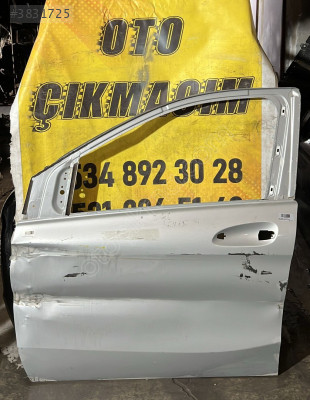 W246 B Serisi Mercedes için Sol Ön Kapı Parçası