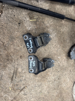 Peugeot 207 Bagaj Menteşesi Adet