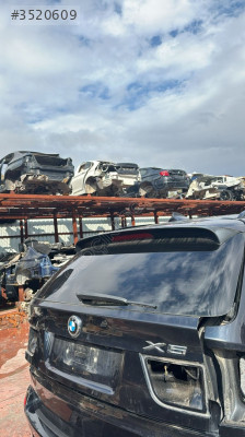 BMW X5 ARKA CAM ORJINAL