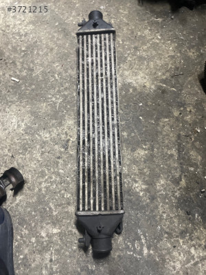 Fiat doblo cargo intercooler turbo radyatörü sökme temiz