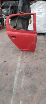 toyata yaris 1 sag arka kapı sefalılar oto cıkma