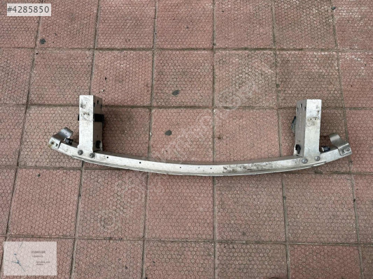 MERCEDES W156 GLA TAMPON DEMİRİ DOLU SÖKME KOMPLE