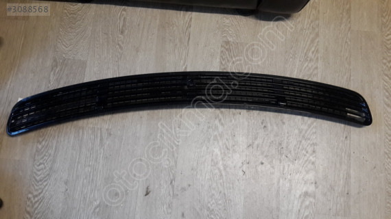Mercedes E 211 KASA KAPUT IZGARASI A2118800005