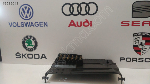 6Q0937550F SİGORTA KUTUSU KAPAĞI PASSAT/JETTA/POLO