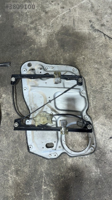 2008 VW CADDY CAM KRİKOSU VE MEKANİZMASI