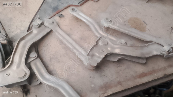 W126 MERCEDES KAPUT MENTEŞE