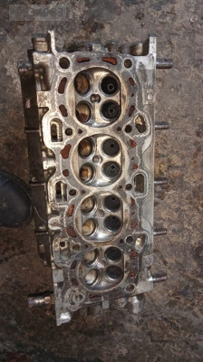 Mitsubishi karizma 1.6 16v silindir kapak