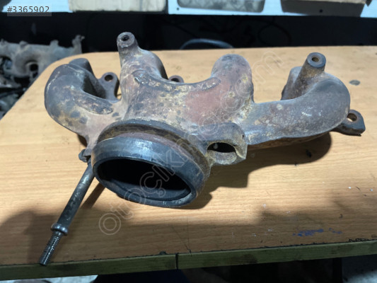 FORD ESCORT 1.6 1.8 EGZOZ MANİFOLDU