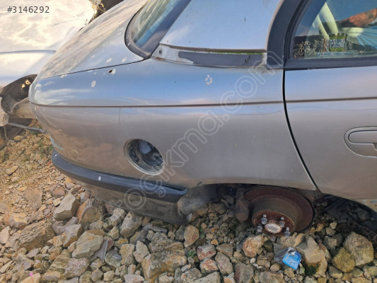 Opel omega b sag arka camurluk