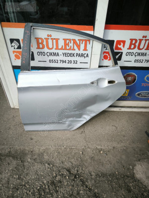 Hyundai Accent Blue sol arka kapı orijinal çıkma