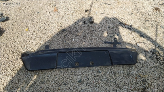 Toyata auris arka tampon alt spoiler