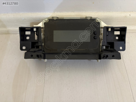 FORD FOCUS 3 RADİO TEYP EKRANI