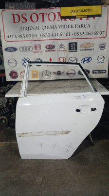 2013-2018 TOYOTA AURİS SOL ARKA KAPI