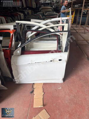 OTO CEM'DEN ÇIKMA HYUNDAİ ACCENT BLUE SOL ÖN KAPI