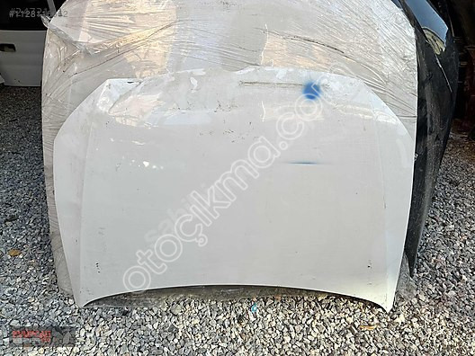 Orijinal Volkswagen Polo Motor Kaputu - Eyupcan Oto'da