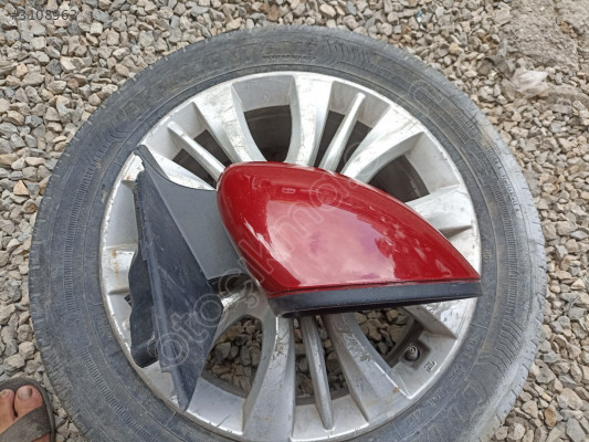Fiat egea sağ dikiz aynası elektrikli