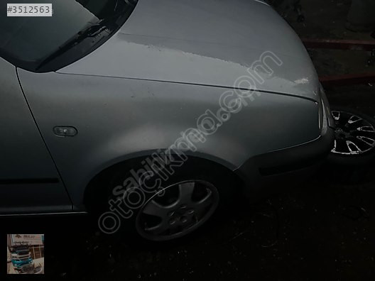 VOLKSWAGEN GOLF 4 1.6 BENZİNLİ SAĞ ÖN ÇAMURLUK ÇIKMA