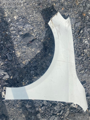 MERCEDES A SERİ W176 SOL ÖN ÇAMURLUK ORJİNAL ÇIKMA YEDEK PARÇA
