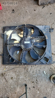 Megane 4 ve Talisman motor fan çerçevesi