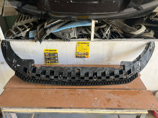 AUDİ A3 SEDAN ÖN TAMPON ALT MUHAFAZA 8V5807233