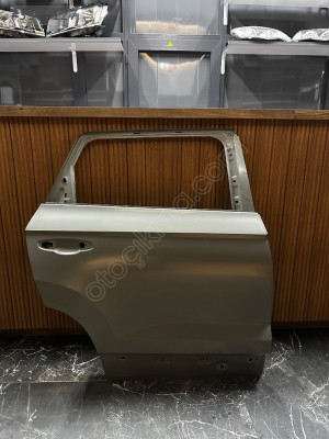 SKODA KAROQ SAĞ ARKA KAPI 575833052H-575833052J-575833056A 18-24