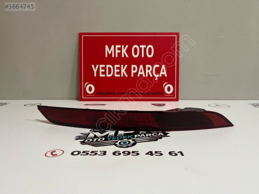 SKODA KAROQ ARKA SAĞ REFLEKTÖR ORJİNAL