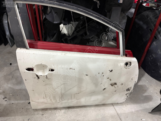 KİA RİO ÇIKMA ORJİNAL SAĞ ÖN KAPI BD1