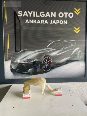 HONDA JAZZ CAM SU BİDONU