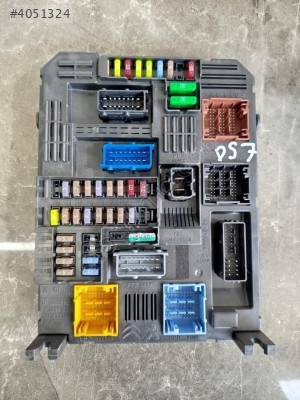 DS7 SİGORTA KUTUSU ORJİNAL ÇIKMA