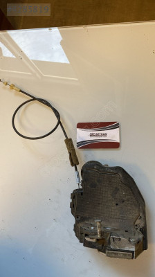 toyota corolla 2008 sol arka kapı kilidi