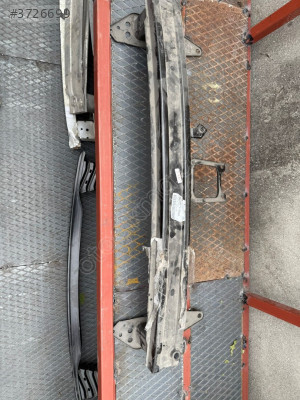 Hyundaı I20 Ön Tampon demiri 2011- 865301J560