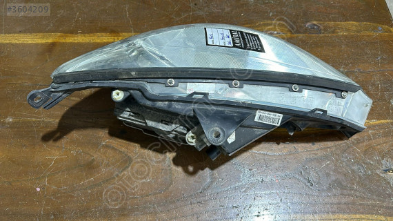 FORD FOCUS 1 SEDAN ORJİNAL ÖN SOL FAR