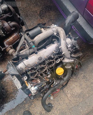 Renault trafik 1.9 dolu motor garantili