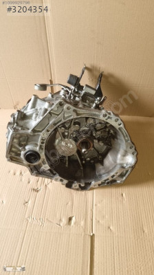 TOYOTA COROLLA 1.6 6 İLERİ ŞANZIMAN