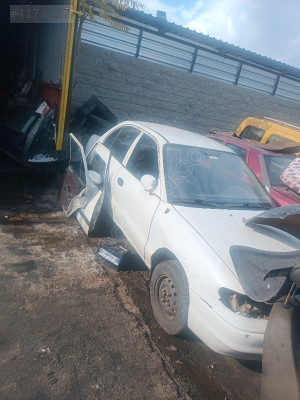 Hyundai Accent arka dingil