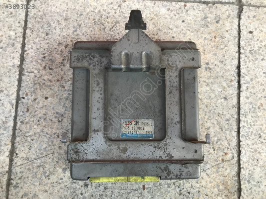 MAZDA 626 FS MOTOR BEYNI FS35 18 881B