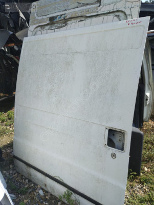 Peugeot Boxer sağ sürgülü kapı