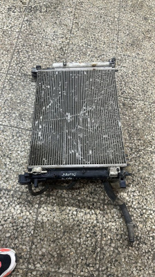 RENAULT CLİO 4 SU KLİMA RADYATÖRÜ SET FAN ÇERÇEVESİ
